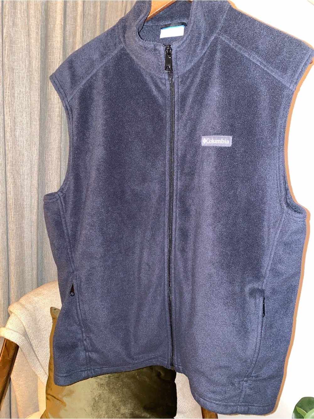 Men’s Charcoal Gray Columbia Vest, size Large - Picture 6 of 9